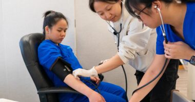 Nursing Student Bursaries 2026 | Free Funding Guide